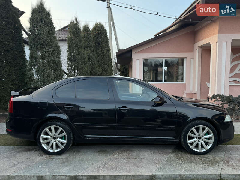 Лифтбек Skoda Octavia 2006 в Черновцах