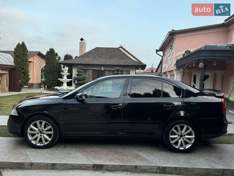 Лифтбек Skoda Octavia 2006 в Черновцах