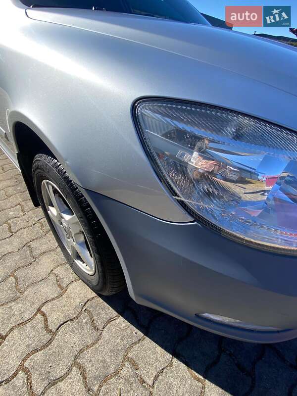 Ліфтбек Skoda Octavia 2011 в Харкові