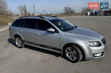 Универсал Skoda Octavia 2015 в 