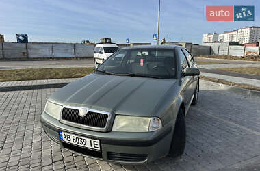 Ліфтбек Skoda Octavia 2003 в 