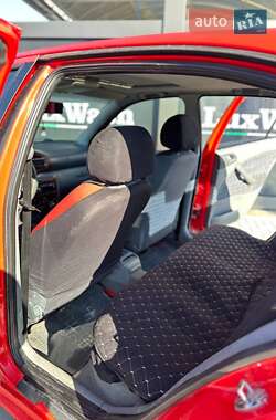 Лифтбек Skoda Octavia 1996 в 