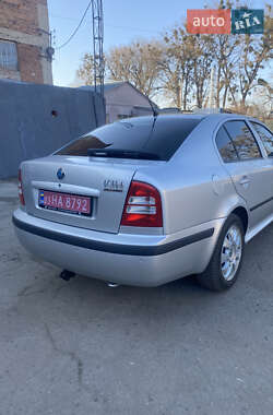 Лифтбек Skoda Octavia 2004 в Ахтырке