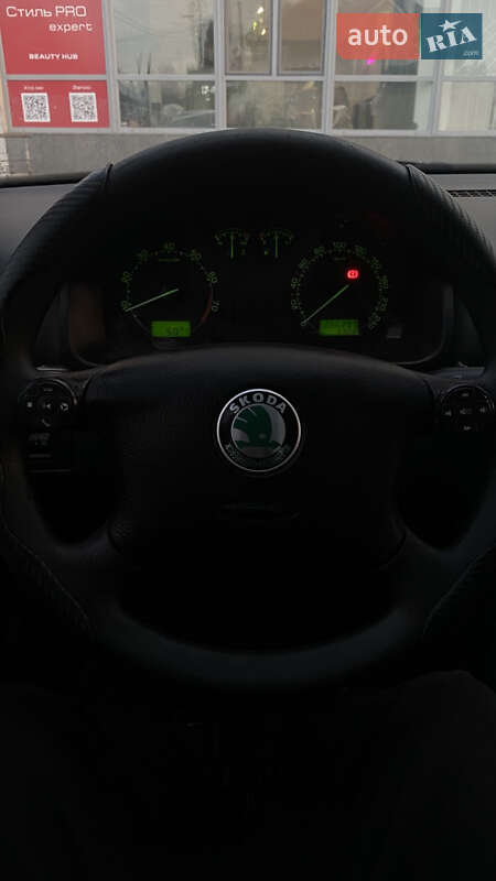 Ліфтбек Skoda Octavia 2006 в Черкасах