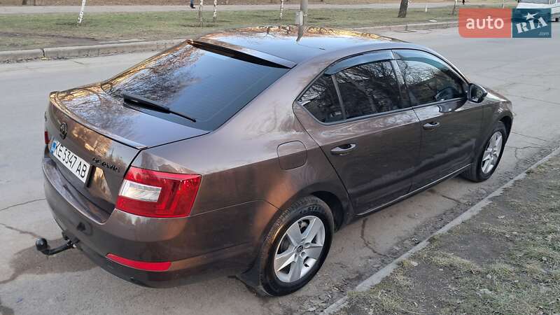 Лифтбек Skoda Octavia 2015 в Запорожье