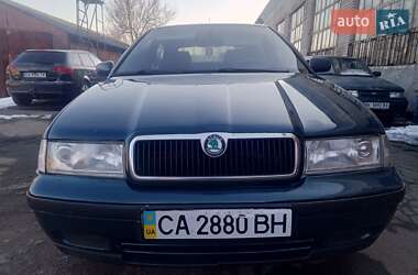 Ліфтбек Skoda Octavia 1999 в Смілі