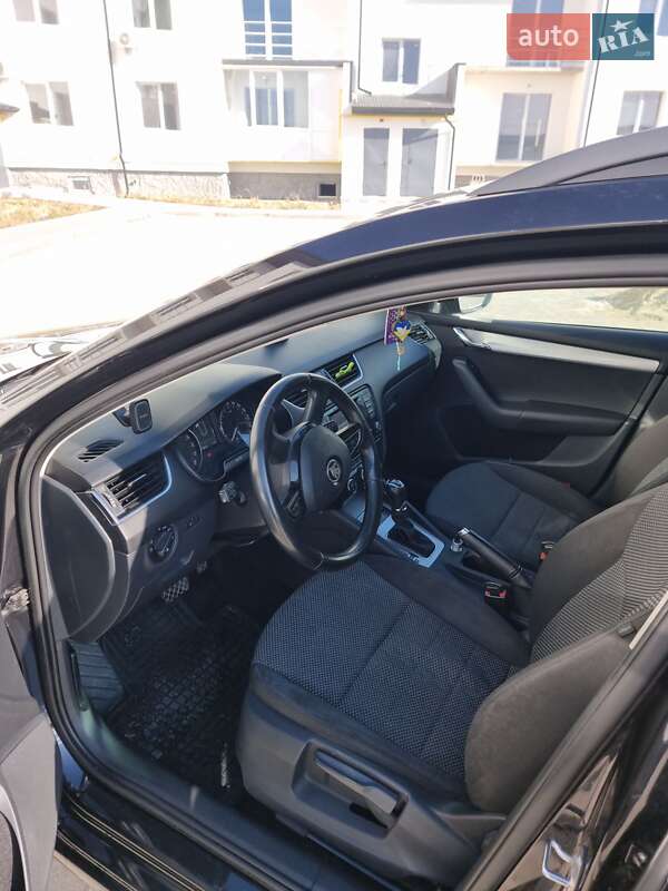 Універсал Skoda Octavia 2015 в Самборі