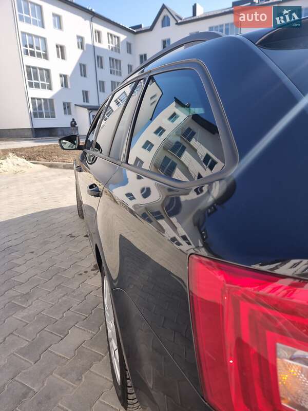 Універсал Skoda Octavia 2015 в Самборі