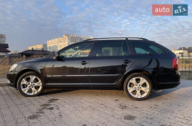 Универсал Skoda Octavia 2012 в Ровно