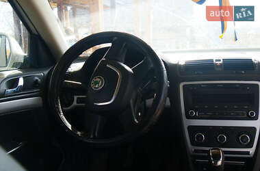 Універсал Skoda Octavia 2011 в Бережанах