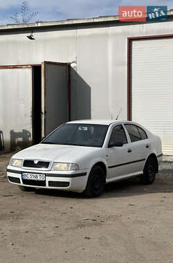 Ліфтбек Skoda Octavia 2002 в Львові