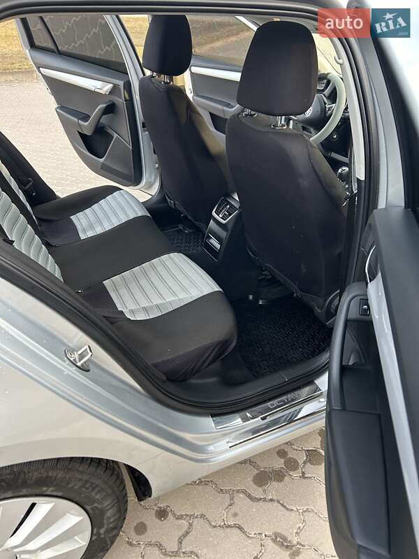 Универсал Skoda Octavia 2014 в Бродах