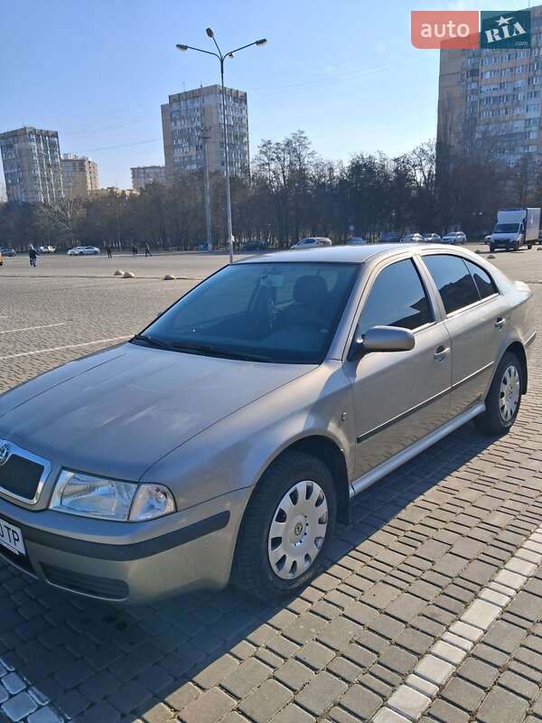 Лифтбек Skoda Octavia 2008 в Одессе