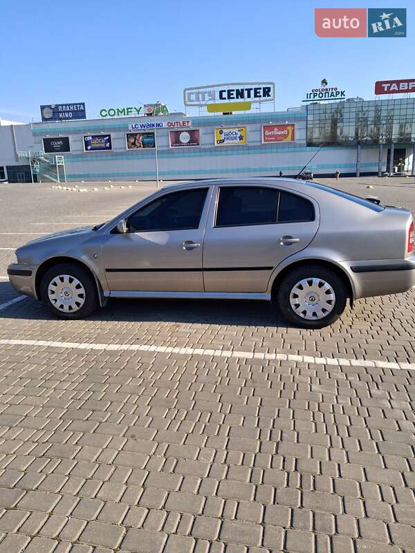 Лифтбек Skoda Octavia 2008 в Одессе