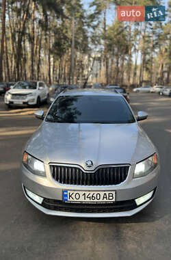 Универсал Skoda Octavia 2013 в Черкассах