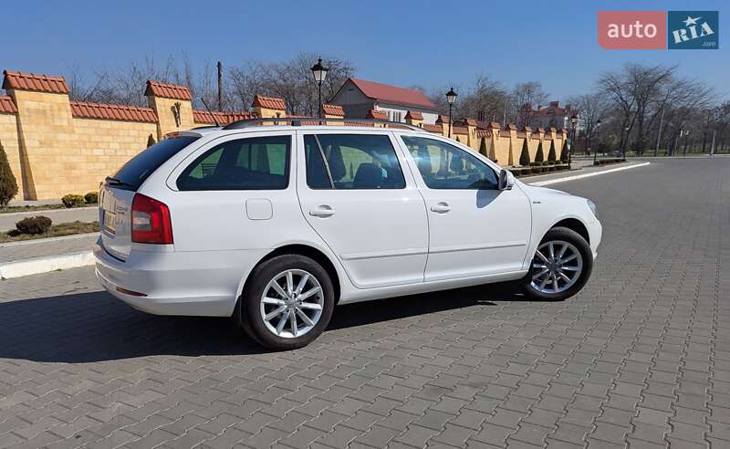 Универсал Skoda Octavia 2012 в Измаиле