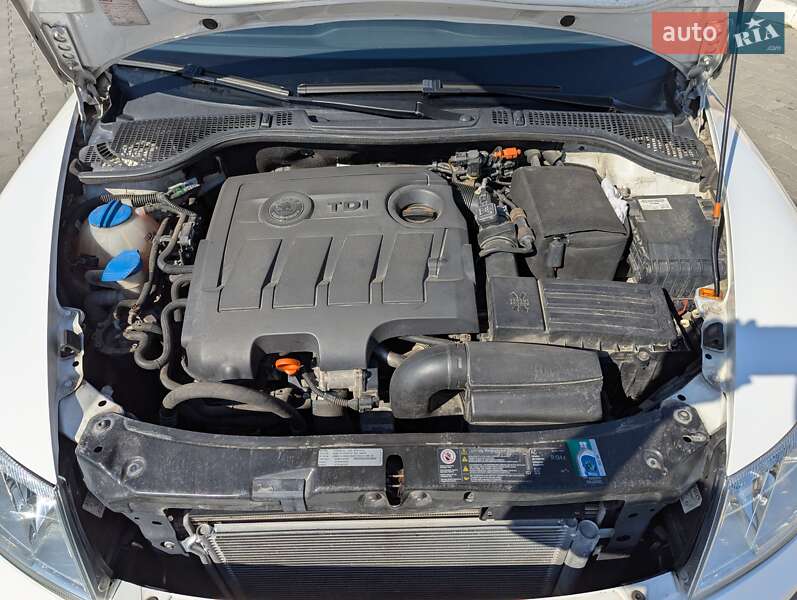 Универсал Skoda Octavia 2012 в Измаиле