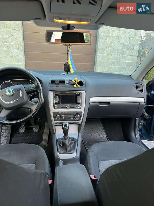 Універсал Skoda Octavia 2012 в Жовкві