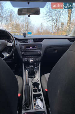 Лифтбек Skoda Octavia 2013 в 