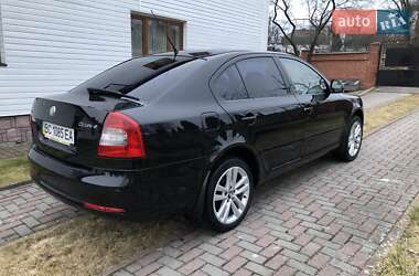 Лифтбек Skoda Octavia 2009 в 