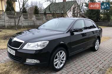 Лифтбек Skoda Octavia 2009 в 