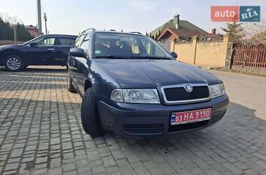 Універсал Skoda Octavia 2009 в Луцьку