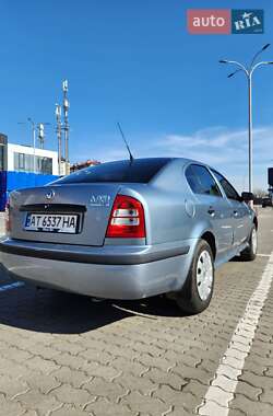 Лифтбек Skoda Octavia 2002 в Ивано-Франковске