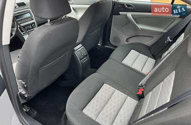Лифтбек Skoda Octavia 2010 в 