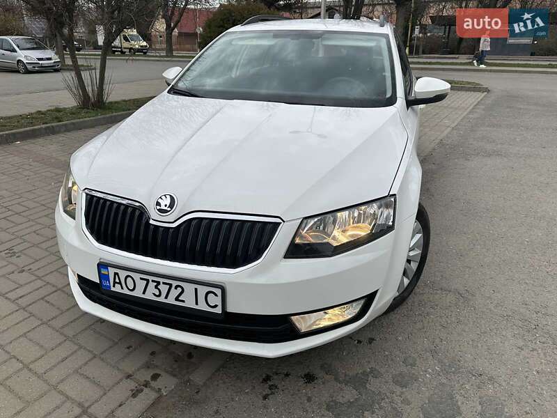 Універсал Skoda Octavia 2017 в Ужгороді