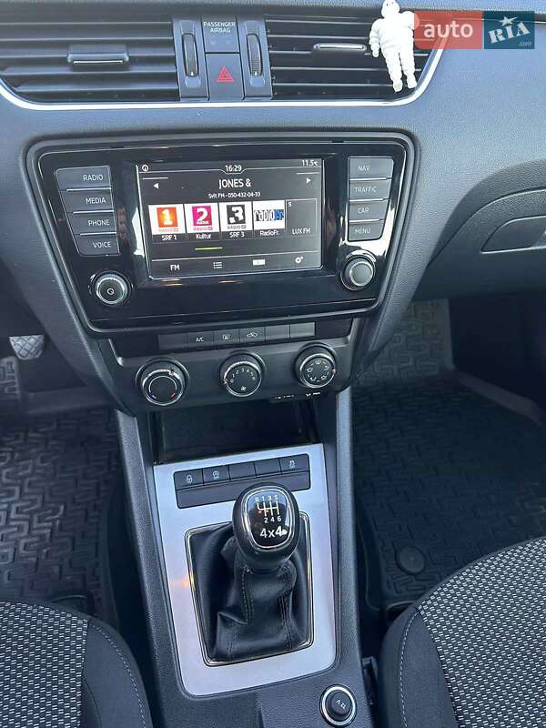Універсал Skoda Octavia 2017 в Ужгороді