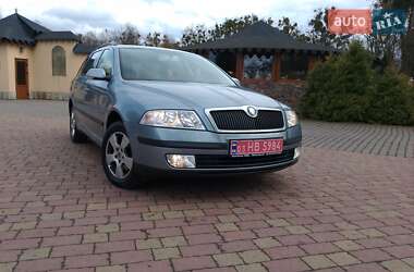 Универсал Skoda Octavia 2004 в Жовкве