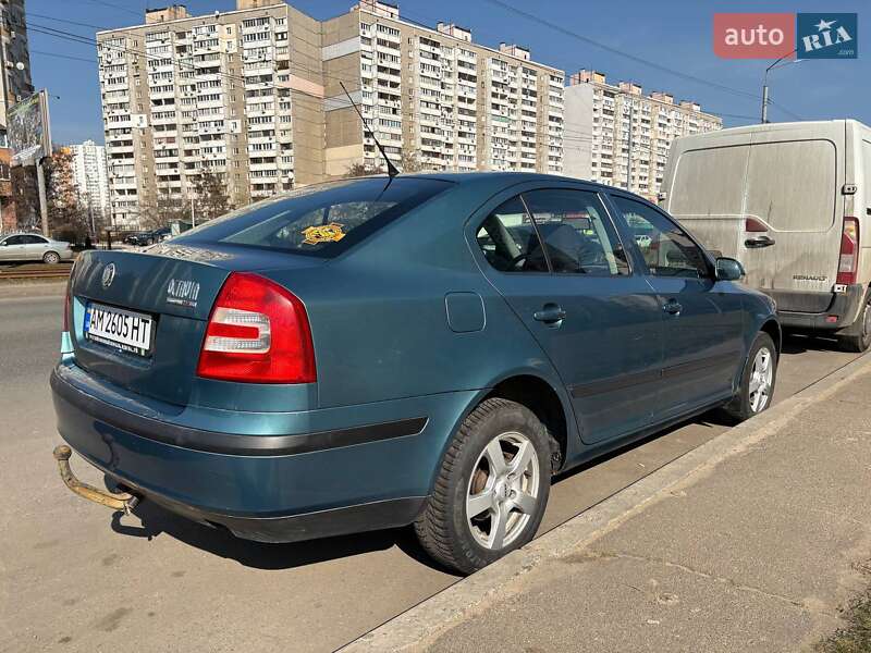 Лифтбек Skoda Octavia 2004 в Киеве