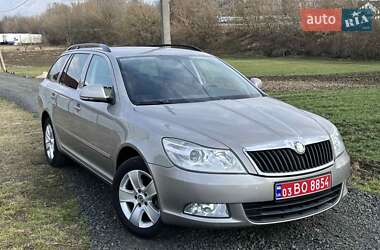 Универсал Skoda Octavia 2010 в Луцке