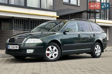 Универсал Skoda Octavia 2005 в Жовкве