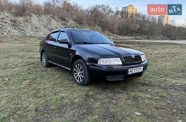 Лифтбек Skoda Octavia 2006 в Днепре