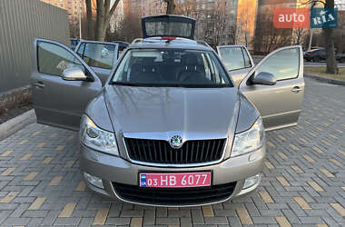 Універсал Skoda Octavia 2011 в Вінниці