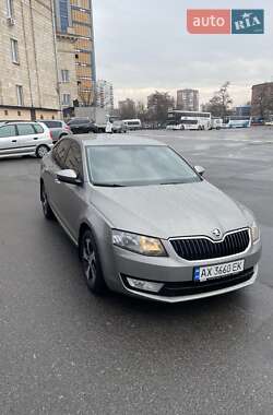 Ліфтбек Skoda Octavia 2016 в Харкові