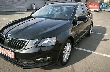 Универсал Skoda Octavia 2017 в Киеве