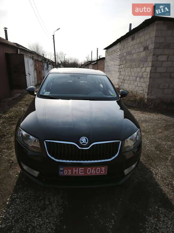 Універсал Skoda Octavia 2014 в Харкові