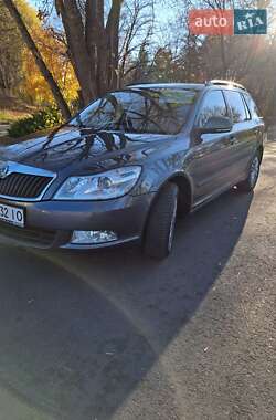 Универсал Skoda Octavia 2011 в Черкассах