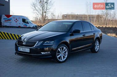 Ліфтбек Skoda Octavia 2018 в 