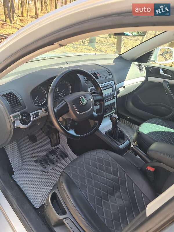 Универсал Skoda Octavia 2012 в Виннице