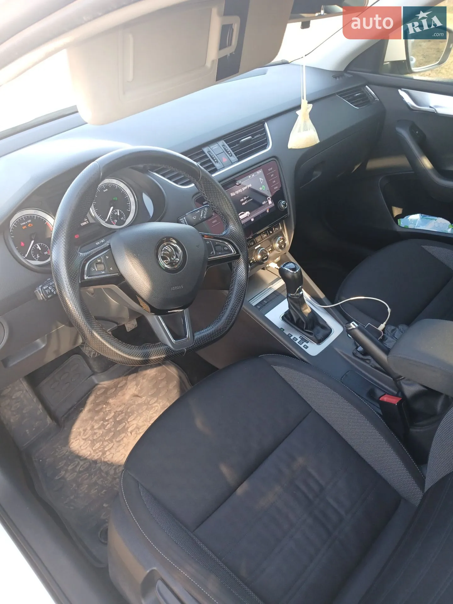 2017 Skoda Octavia - мініатюра 9