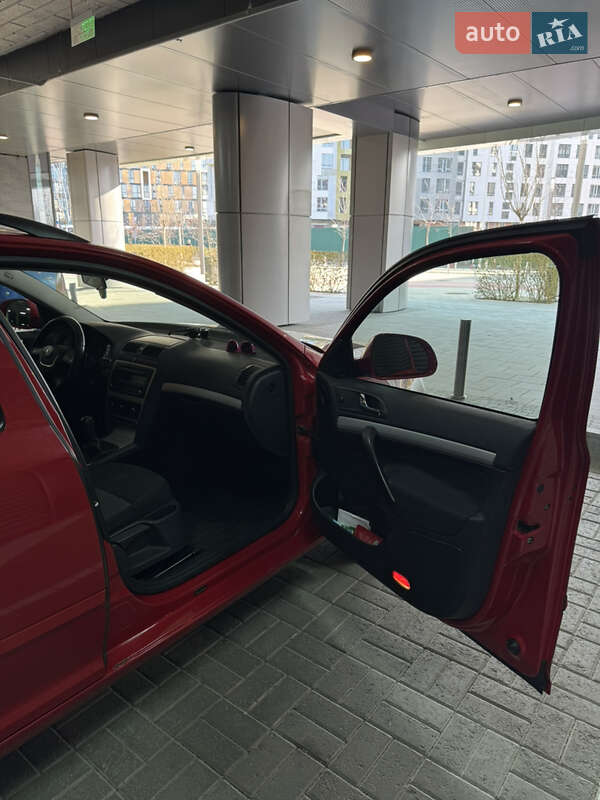 Универсал Skoda Octavia 2010 в Киеве