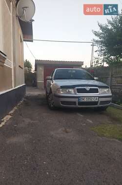 Лифтбек Skoda Octavia 2004 в Здолбунове