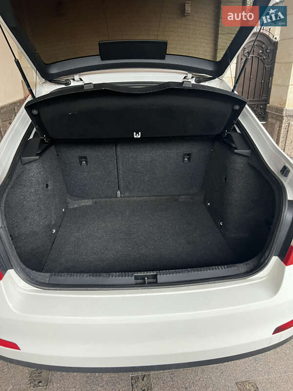 Лифтбек Skoda Octavia 2014 в Хусте