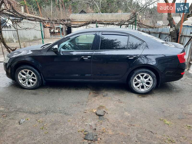 Лифтбек Skoda Octavia 2014 в Барышевке