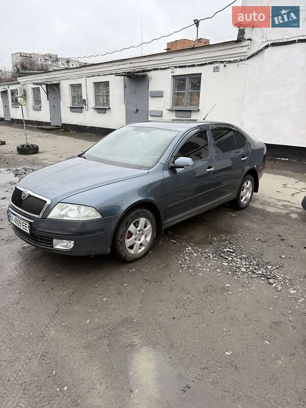 Лифтбек Skoda Octavia 2005 в 