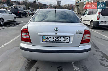 Лифтбек Skoda Octavia 2005 в 