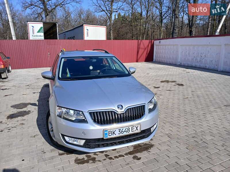Универсал Skoda Octavia 2016 в Сарнах